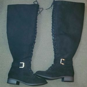 Torrid Knee High Boots oots